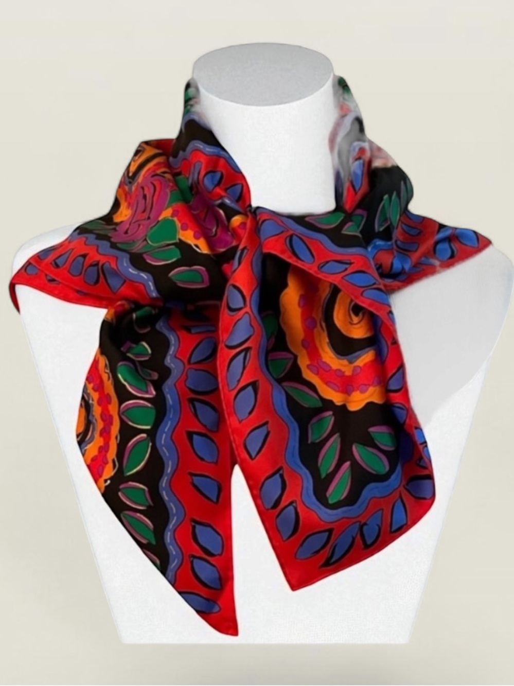 New! ESTEE LAUDER Silk Square Twill Scarf